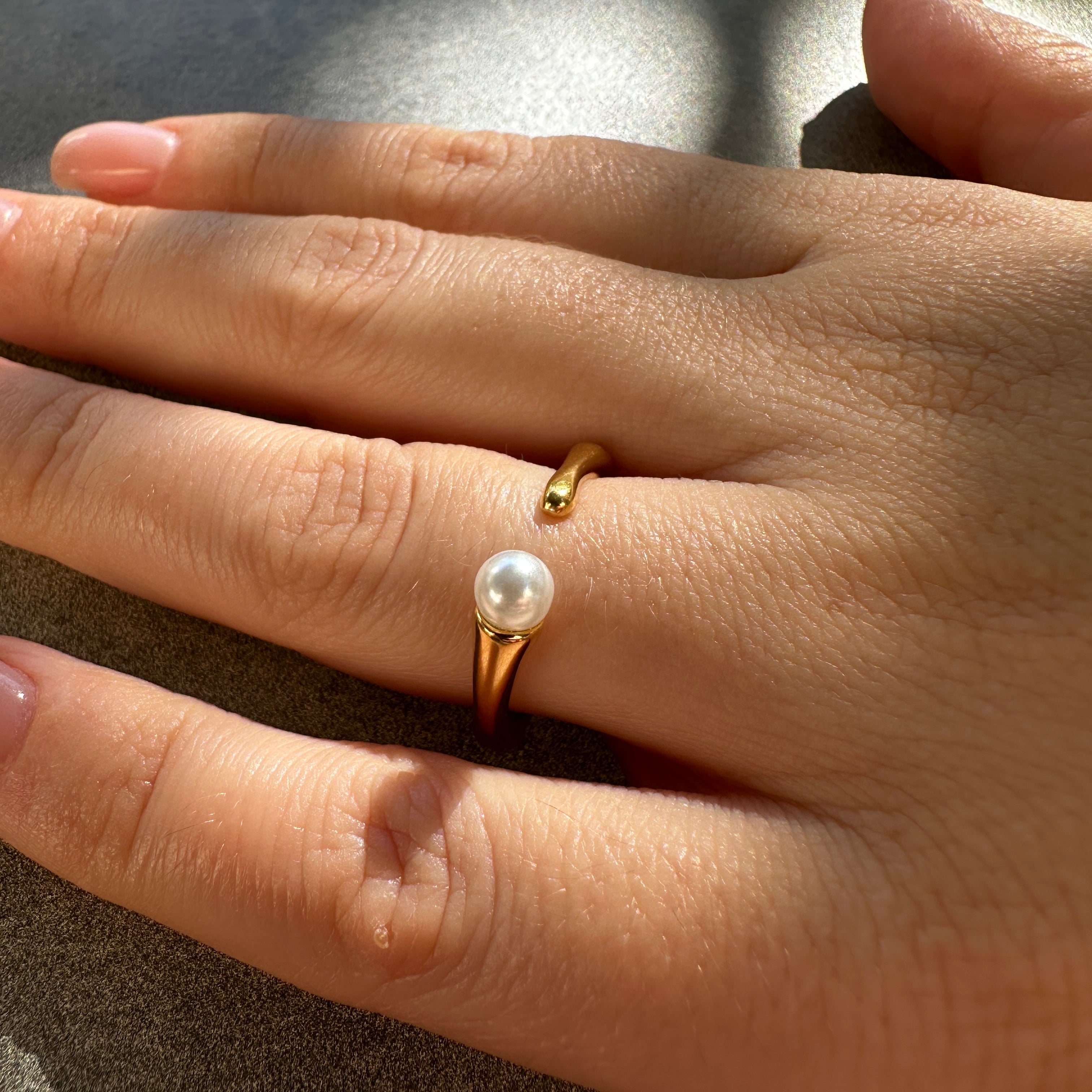 Début Doré Prsten "Perla"