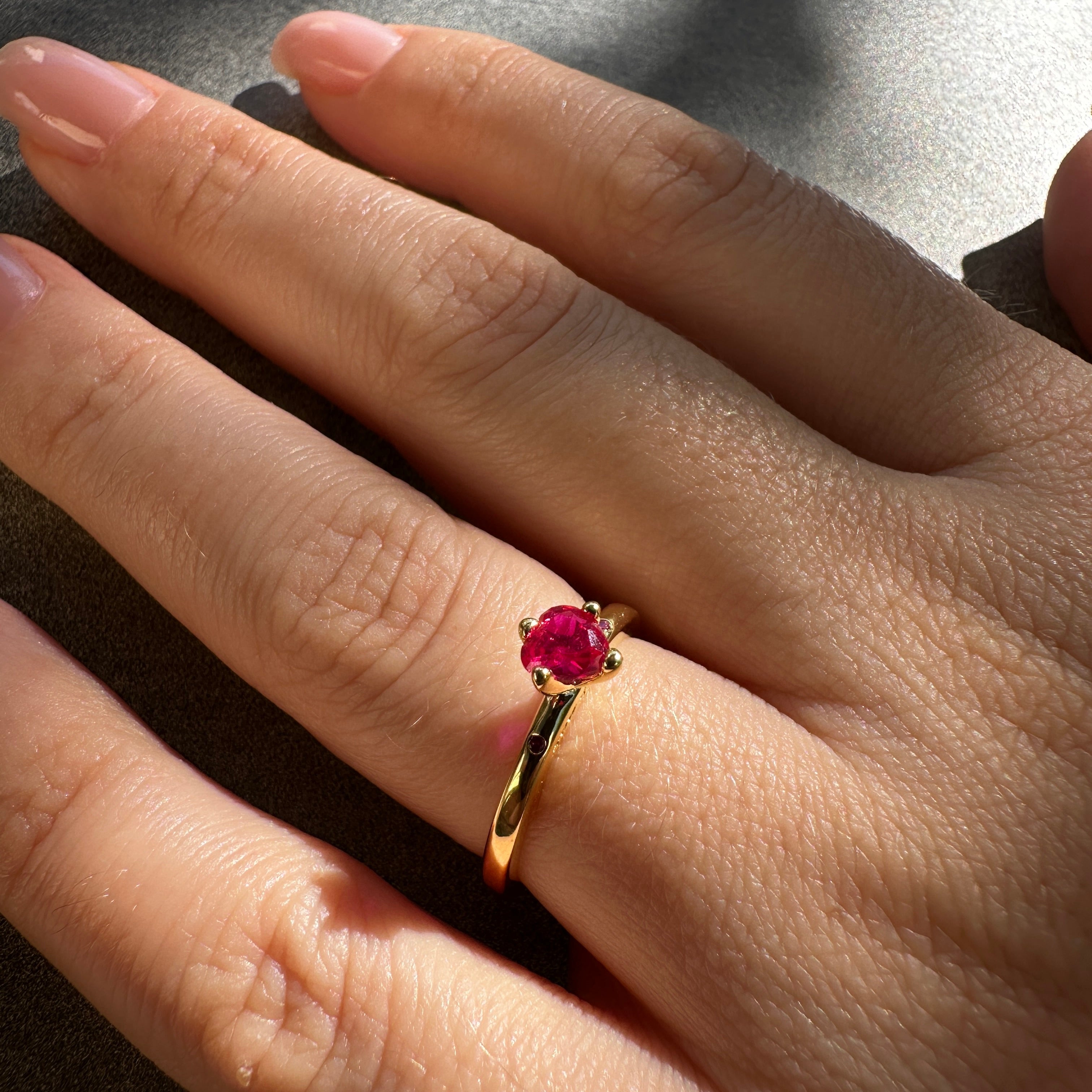 Début Doré Prsten "Rubira"