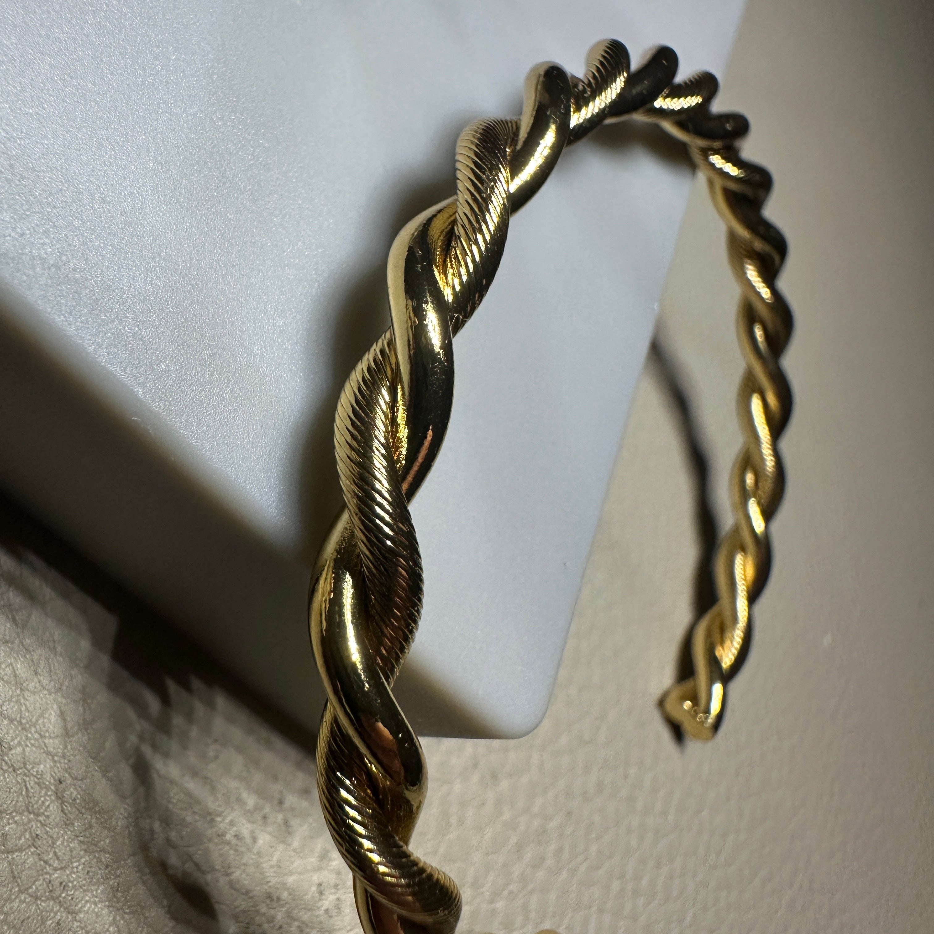 Début Doré Narukvica "Twisla"